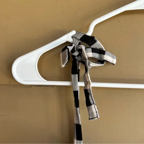 Torrid Challis Tie Straps Romper - Size 1X Gingham Summer Beach Vacation - Picture 3 of 10